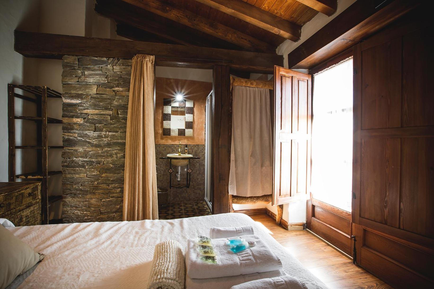 Orgullo Rural Hotel Bermellar Buitenkant foto